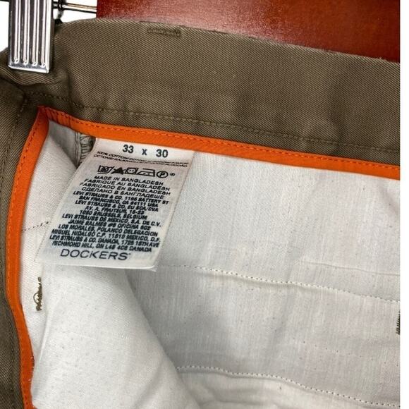 Men’s Dockers D2 Brown 100% Cotton Classic Fit Work Dress Pants Men’s 33x30 - Picture 4 of 4